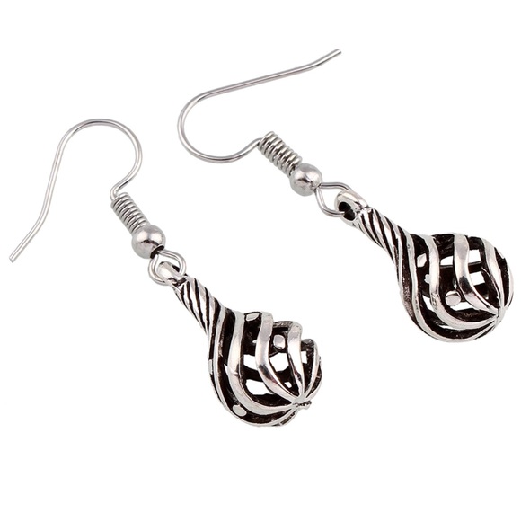 Antiqued Silver Alloy Bulb Earrings!. - Picture 2 of 6